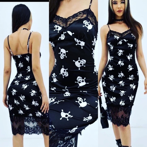 💀 NWT HALLOWEEN GOTHIC PUNK SKULL MUSHROOM STRIPED LACE SLIP DRESSES XL - Picture 5 of 11